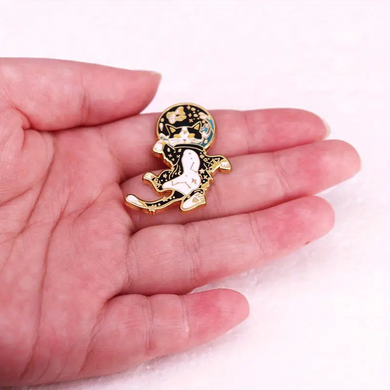 🐾🚀 Space Cat Pin